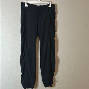 Athleta Black Jogger Sweatpants Tapered Leg ZIZE M